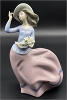 Lladro Spring Breeze Figurine #5590