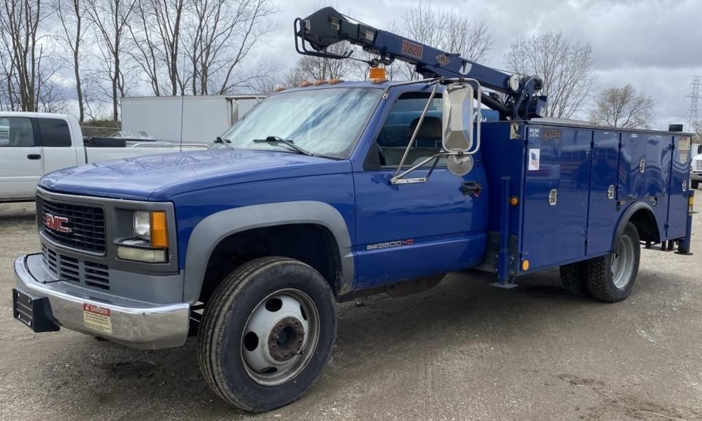 (EL) 2002 GMC Sierra C3500 Service Truck