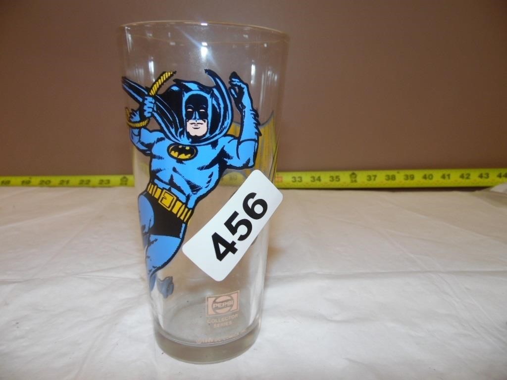 1966 PEPSI SUPER SERIES D. C. COMIC BATMAN GLASS