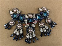 Beaded Collar (hallway)