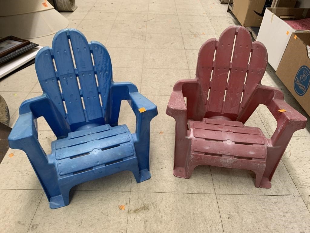 2cnt Plastic Kid Chairs