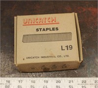 Open Box 18GA 1/4" L19 Staples