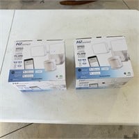 2 HZconnect Wired security Motion Lights