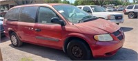 2005 Dodge Grand Caravan SE runs/moves