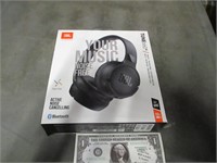 JBL Tune660 Headpones