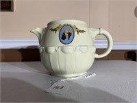 Hall Wavelet Drip-o-later tea pot (missing lid)
