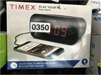 TIMEX ALARM CLOCK RADIO RETAIL $19