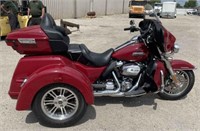 2021 Harley-Davidson FLHTCUTG Tri Glide Ultra