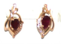 1.92 Ct Titanium Sapphire Ruby Earring