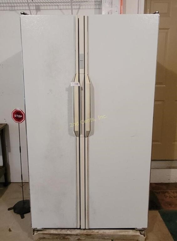 Amana Garage Fridge Works / Needs Cleaned