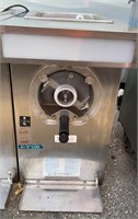 TAYLOR COUNTER TOP SLUSH MACHINE FOR SERVICE