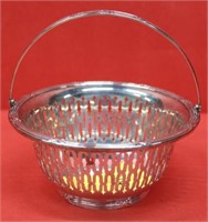 Wallace sterling Marie Antoinette basket, 105.7g