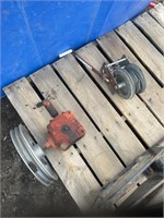 Angle Drive gearbox with pulley and hand winch