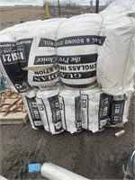 10 bags of fibreglass insulation 23” x 47” x 3