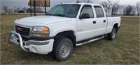 2005 GMC Sierra 2500 Pickup