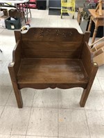 Entry Bench Approx 29x17x30