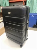 Go Explore Signature 28" Hard Shell Suitcase
