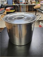 Stainless stock pot