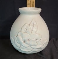 Vintage Redwing Magnolia Vase