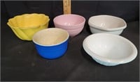Vtg Small Bowls - Multi Makers