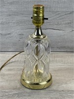 VINTAGE LEVITON GLASS TABLE LAMP