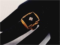 6.0 Grams 10K Gold & Diamond Art Deco Ring