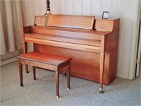 Story & Clark Mahogany Upright Piano/Bench