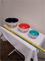Set of 3 Pioneer Woman nesting bowls