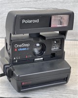 VINTAGE POLAROID ONE STEP CLOSE UP INSTANT CAMERA