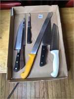 Assorted Knives SEE DESCRIP