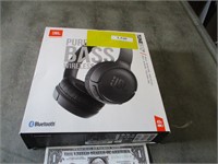 JBL Pure Bass Earphones