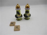 SET OF VINTAGE JAPAN PORCELAIN SALT AND PEPPER