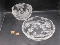 2 PIECES OF FROSTED CRYSTAL ROSE PATTERN DISHES