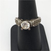 Sterling Silver Ring W Clear Stones