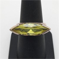 Sterling Silver Ring W Lime Green Stone