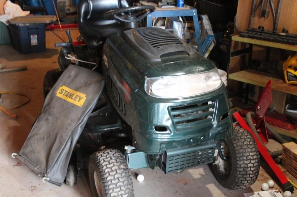 MTD 46'' RIDING LAWN MOWER