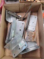 Metal shelf brackets