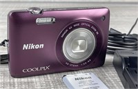 NIKON COOLPIX S4300 DIGITAL CAMERA W BATTERY & CHG