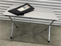 CAMCO LIGHTWEIGHT ALUMINUM ROLL UP TABLE