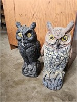 2 Owl decoys
