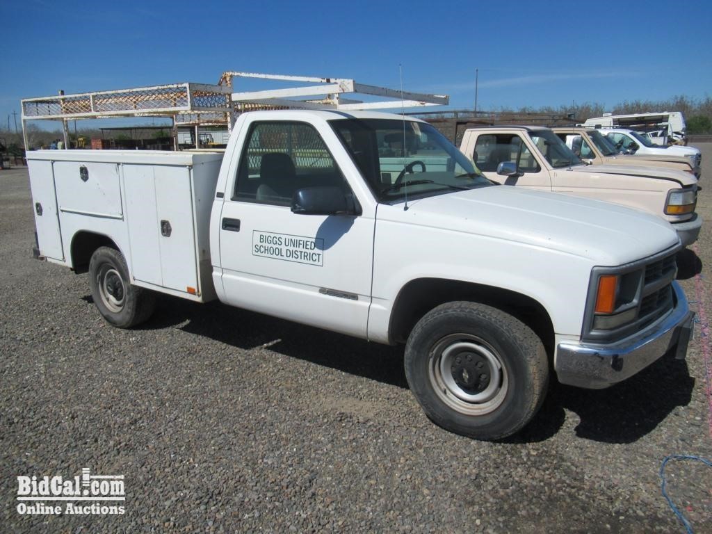 (DMV) 1995 Chevrolet 3500 Utility Truck