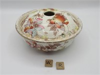 ANTIQUE PORCELAIN FLOWER BOWL WITH FROG