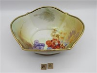 BEAUTIFUL HAND PAINTED NIPPON BOWL