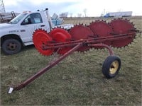 Farmhand 5- Wheel Hay Rake