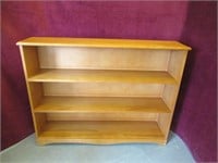 MAPLE BOOKSHELF