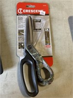 Crescent In-Line Outdoor Shears