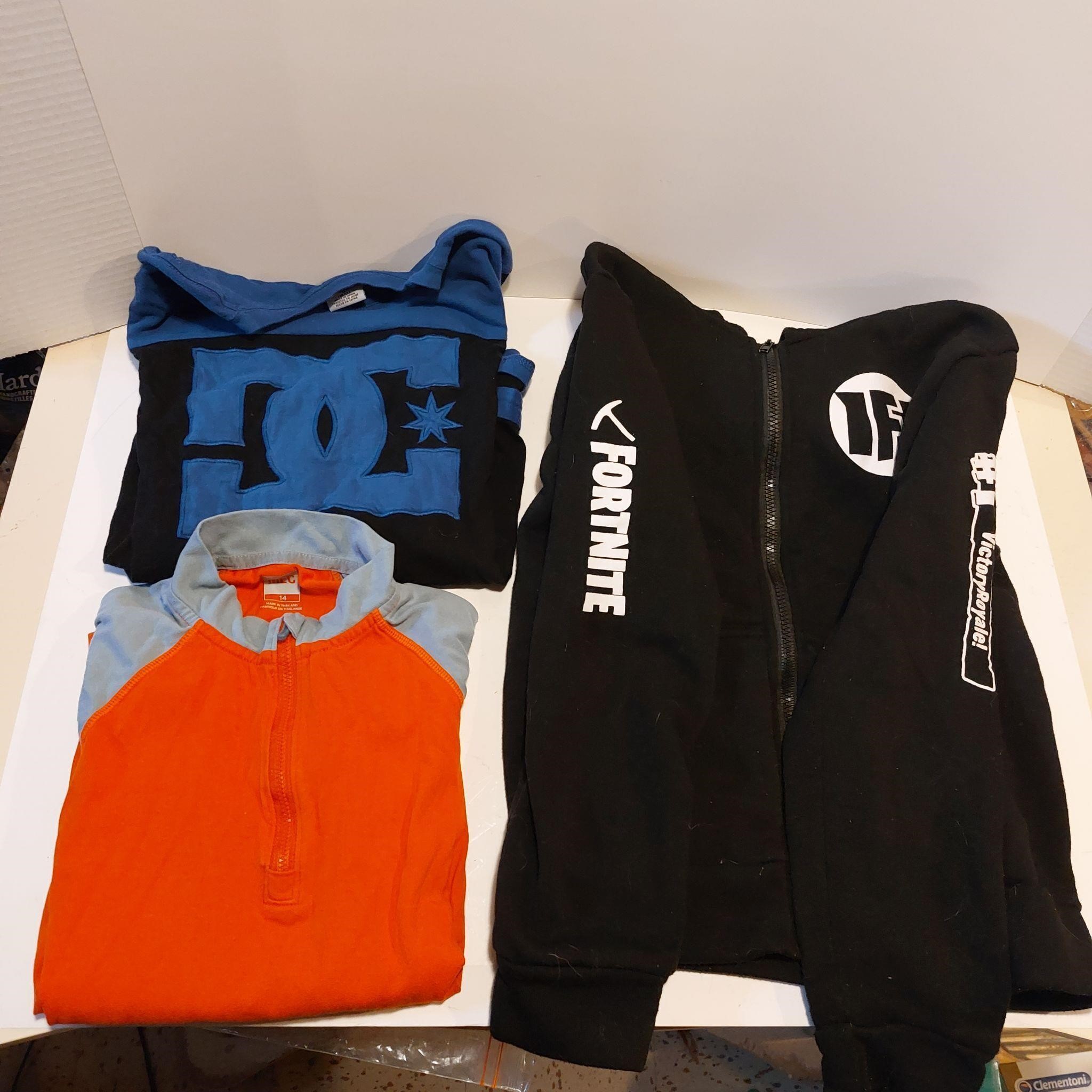 2 x Boys Shirts with Fortnite Hoodie