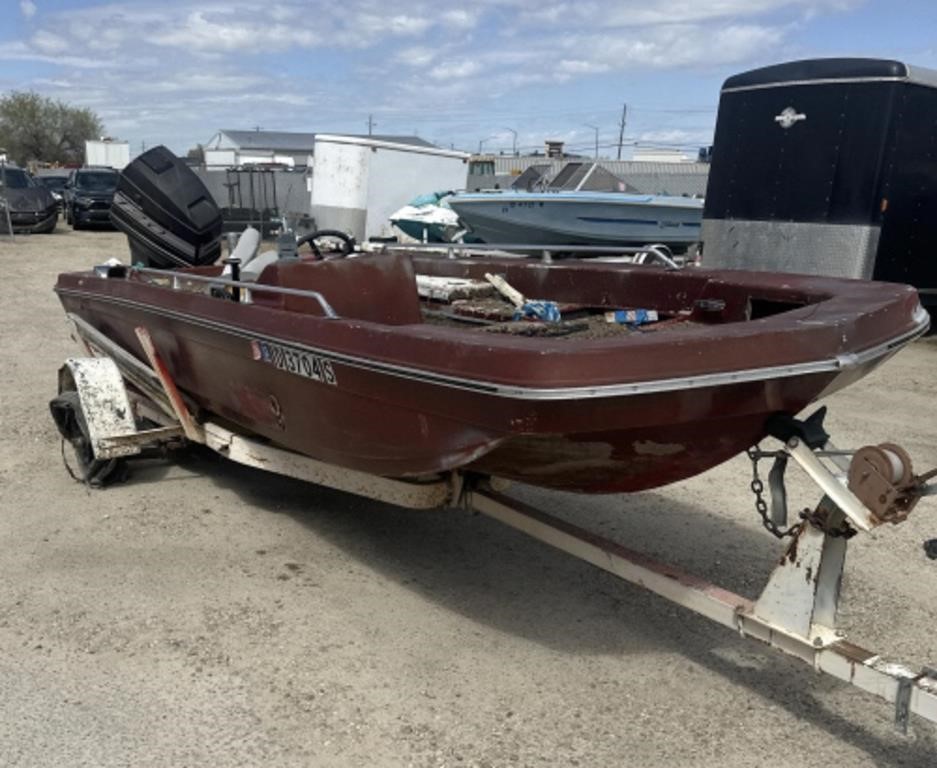17.5FT Boat with Trailer, As Is 
With 120 Force