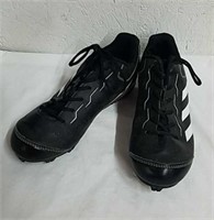 Size 2.5 Adidas football shoes very gently used