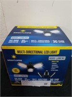 New multi-directional LED light/ three leaf